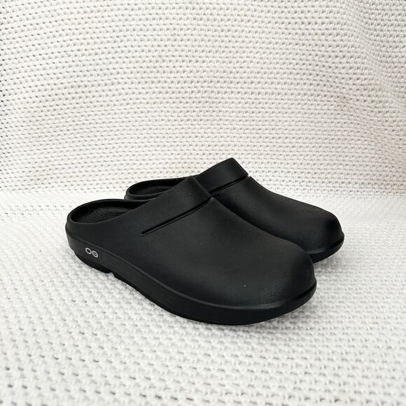 Oofos OOcloog Black Matte Closed Toe Slip On Recovery Clog M6-W8 Unisex Read - Picture 2 of 8